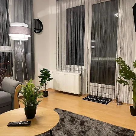 Európa 20 Apartamento *