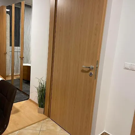 Europa 20 Apartmán *